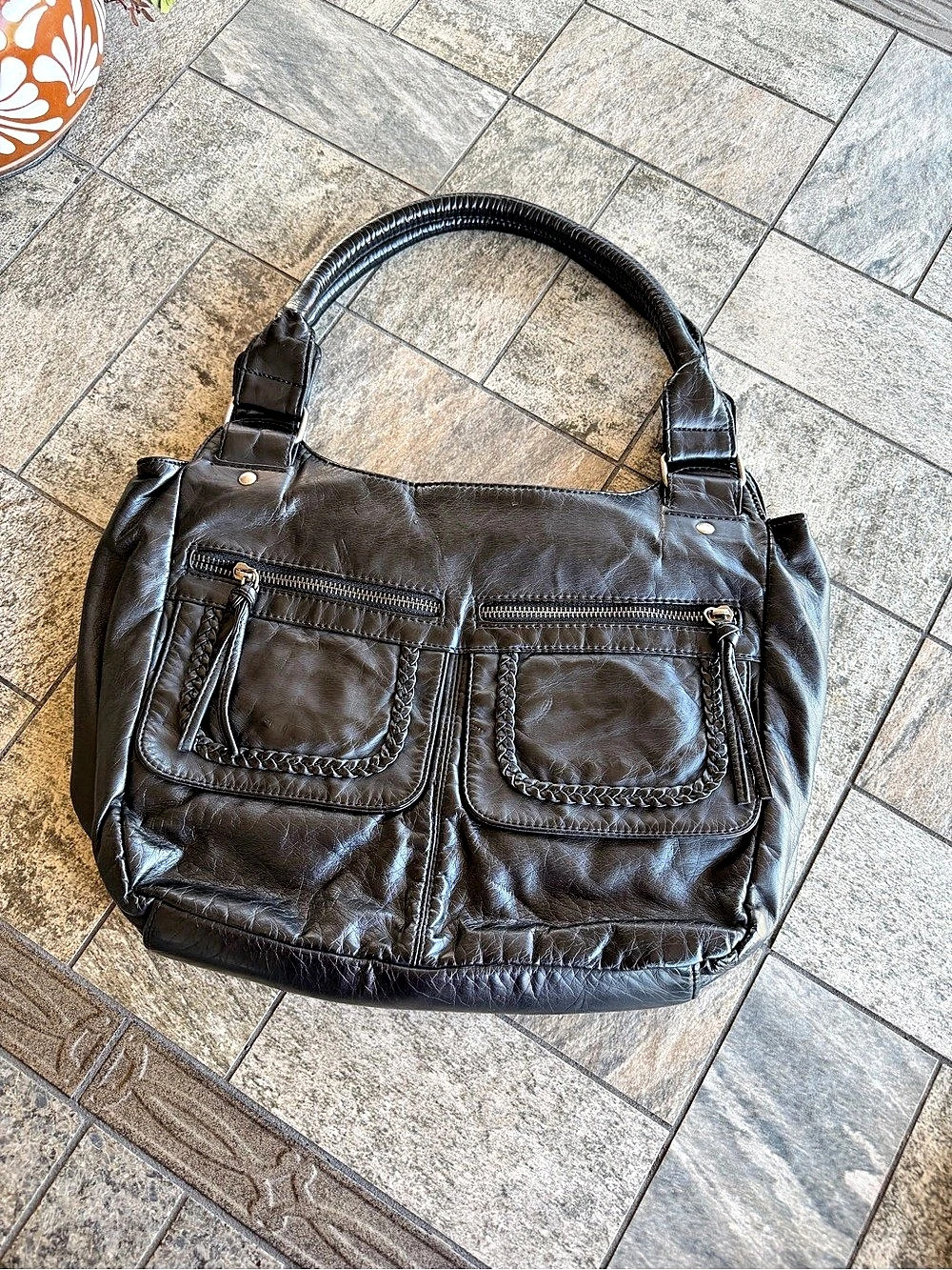 Bueno Black Shoulder Bag